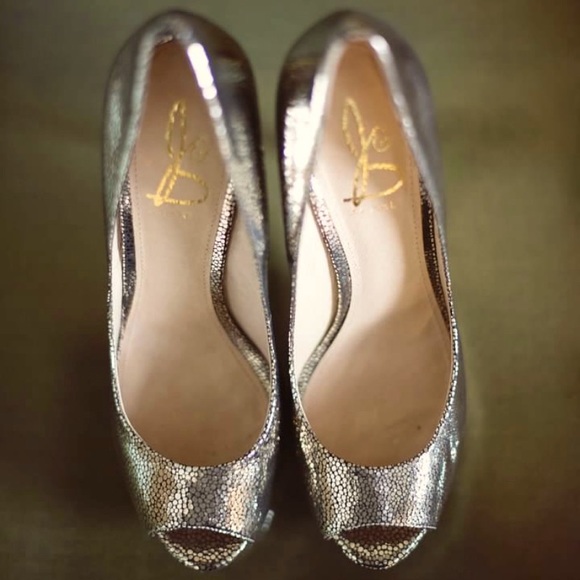 Meet your Posher, Andrea - Picture 1 of 1